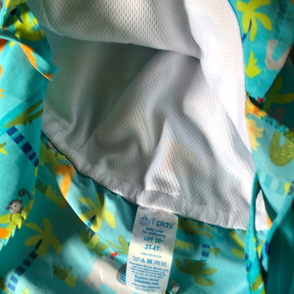 Swimming diaper and sun hat . - Picture 6 of 7